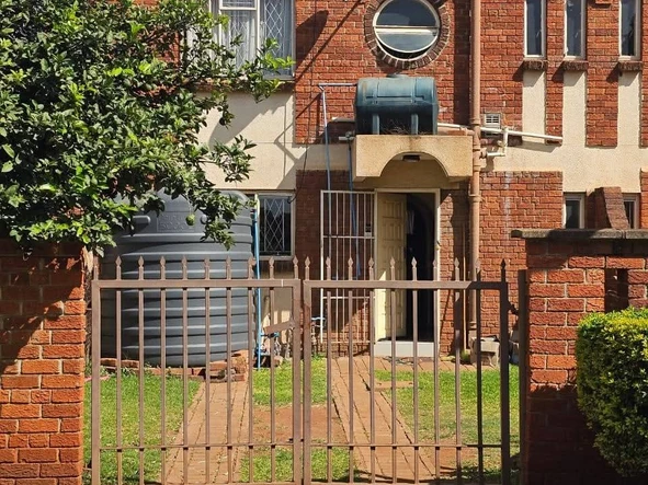 3 Bedroom Garden Flat