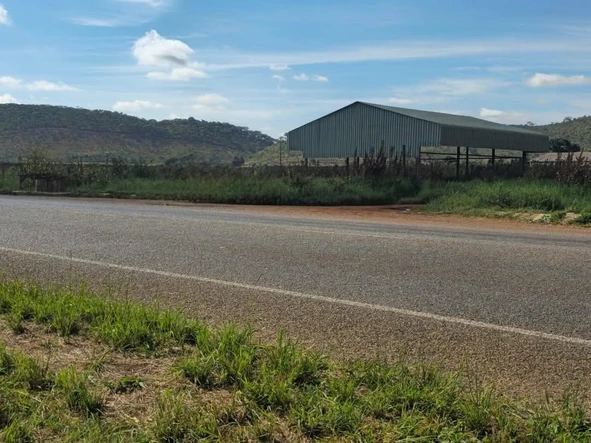 Commercial & Industrial Land