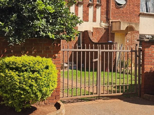 3 Bedroom Garden Flat