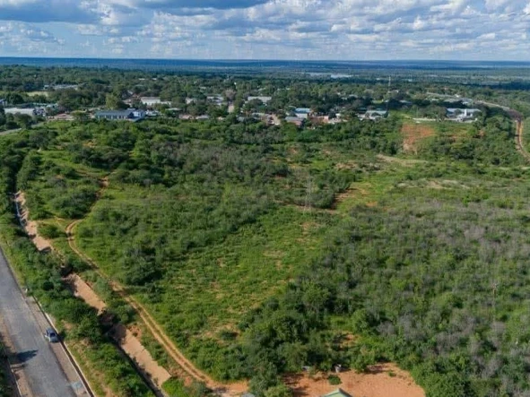 Commercial & Industrial Land